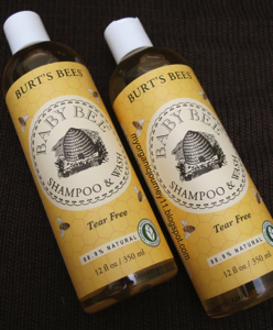 目に入れても痛くないベビーシャンプーでドライアイ防止。まつ毛を洗うことで涙腺機能が活性化