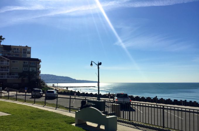 redondobeachpierbench