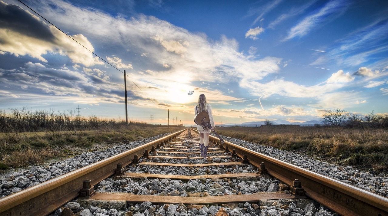 rail-2803725_1280