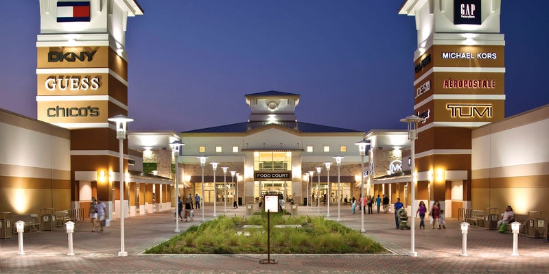 10-premium-outlets